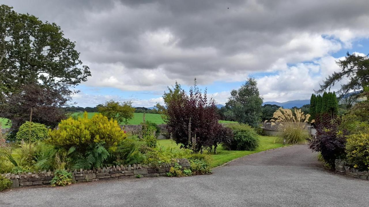 Inveraray Farm B&B Beaufort Exteriör bild